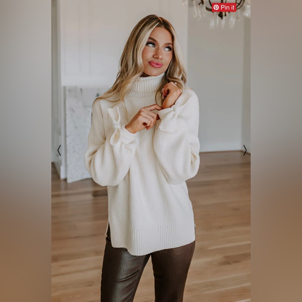IMPRESSIONS Bow Sweater